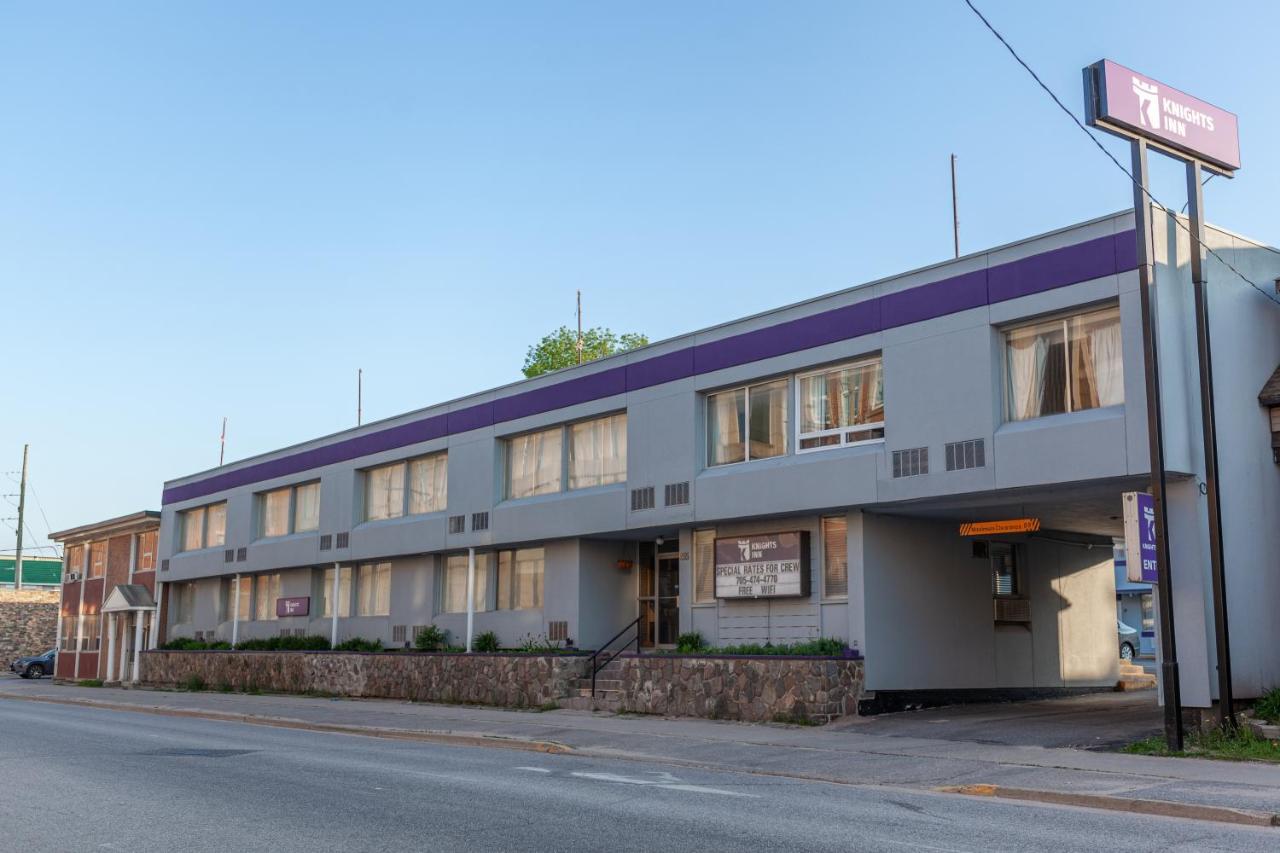 Knights Inn North Bay Exterior foto
